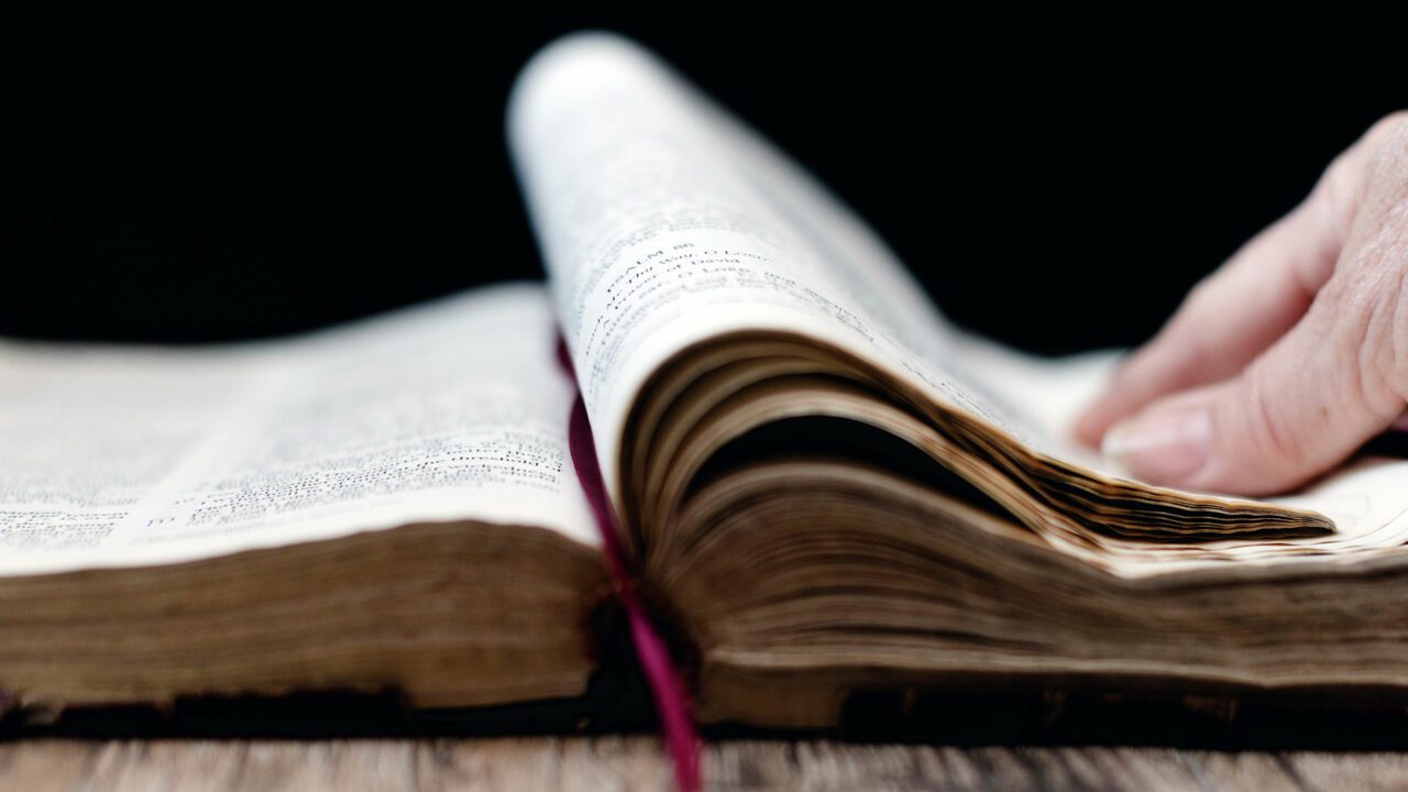 Qu'est-ce que la Bible ? - Catholique 95
