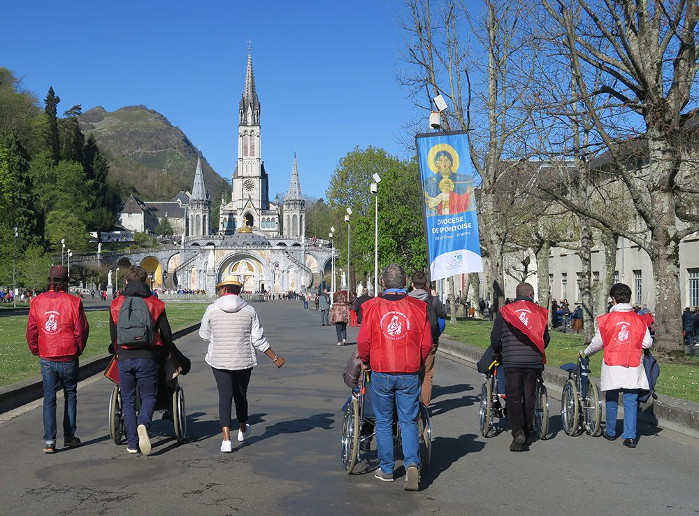 Groupe de jeunes en plein Air