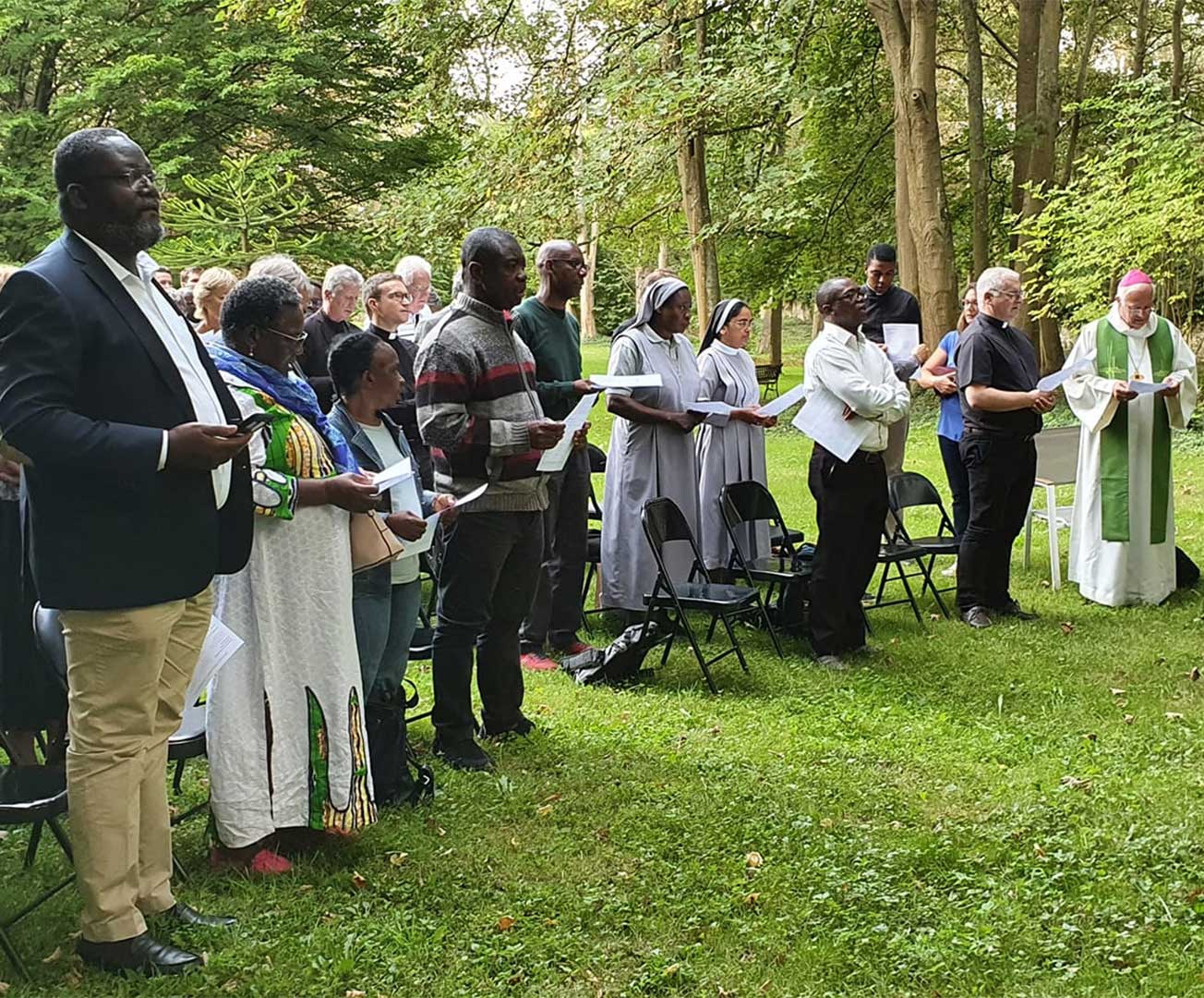 Groupe de jeunes en plein Air