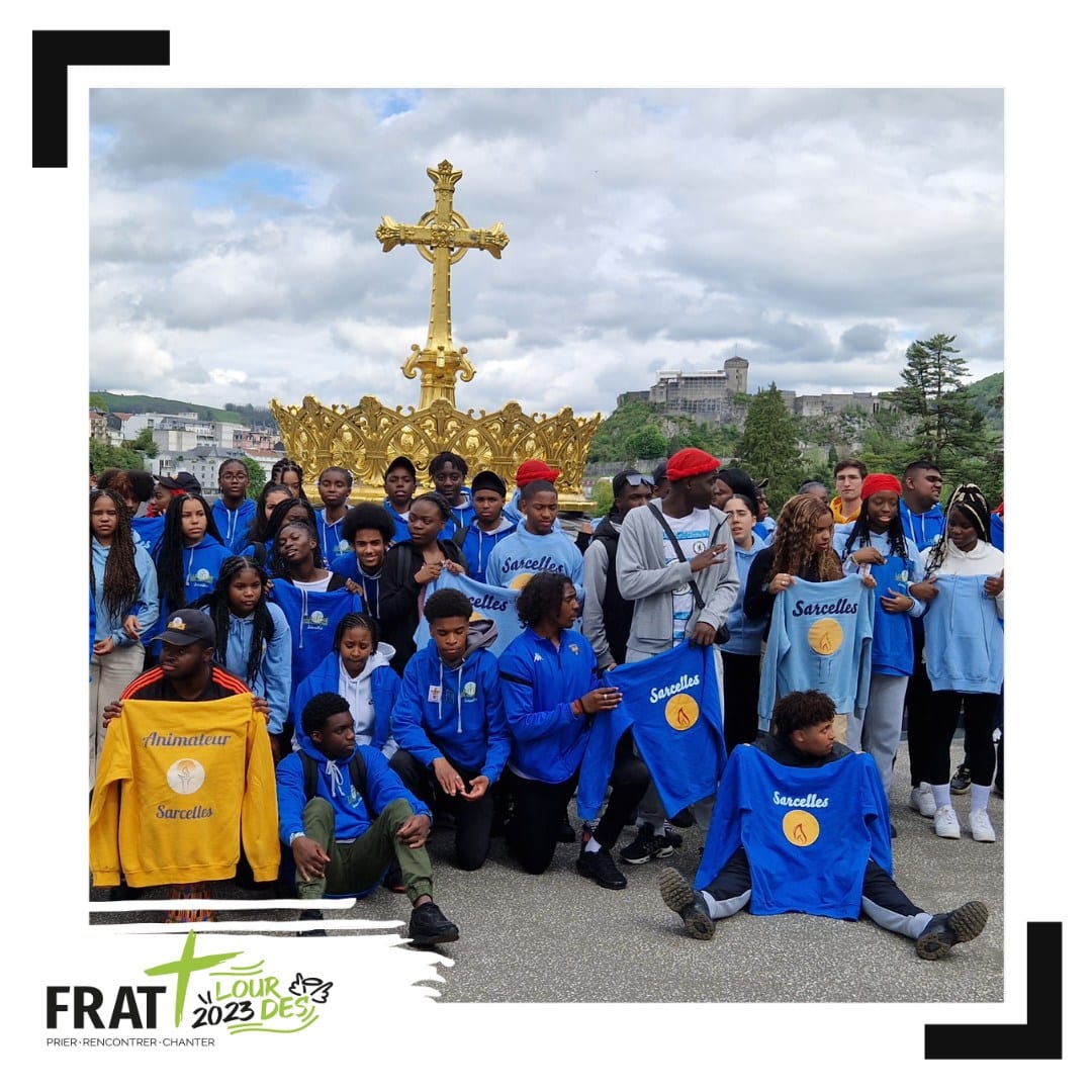 Groupe de jeunes en plein Air