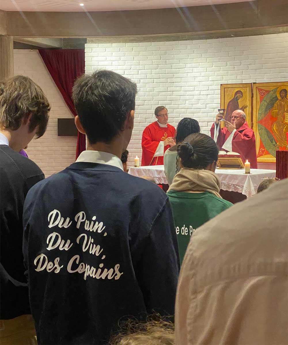 Groupe de jeunes en plein Air
