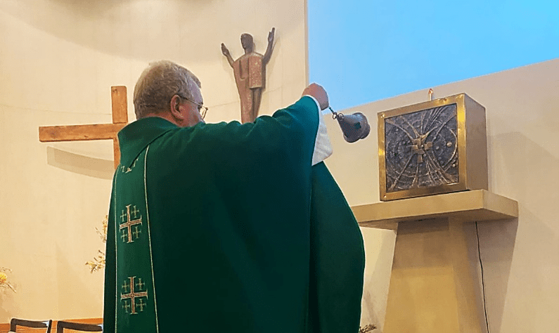 Installation curé Argenteuil Sainte-Geneviève 4