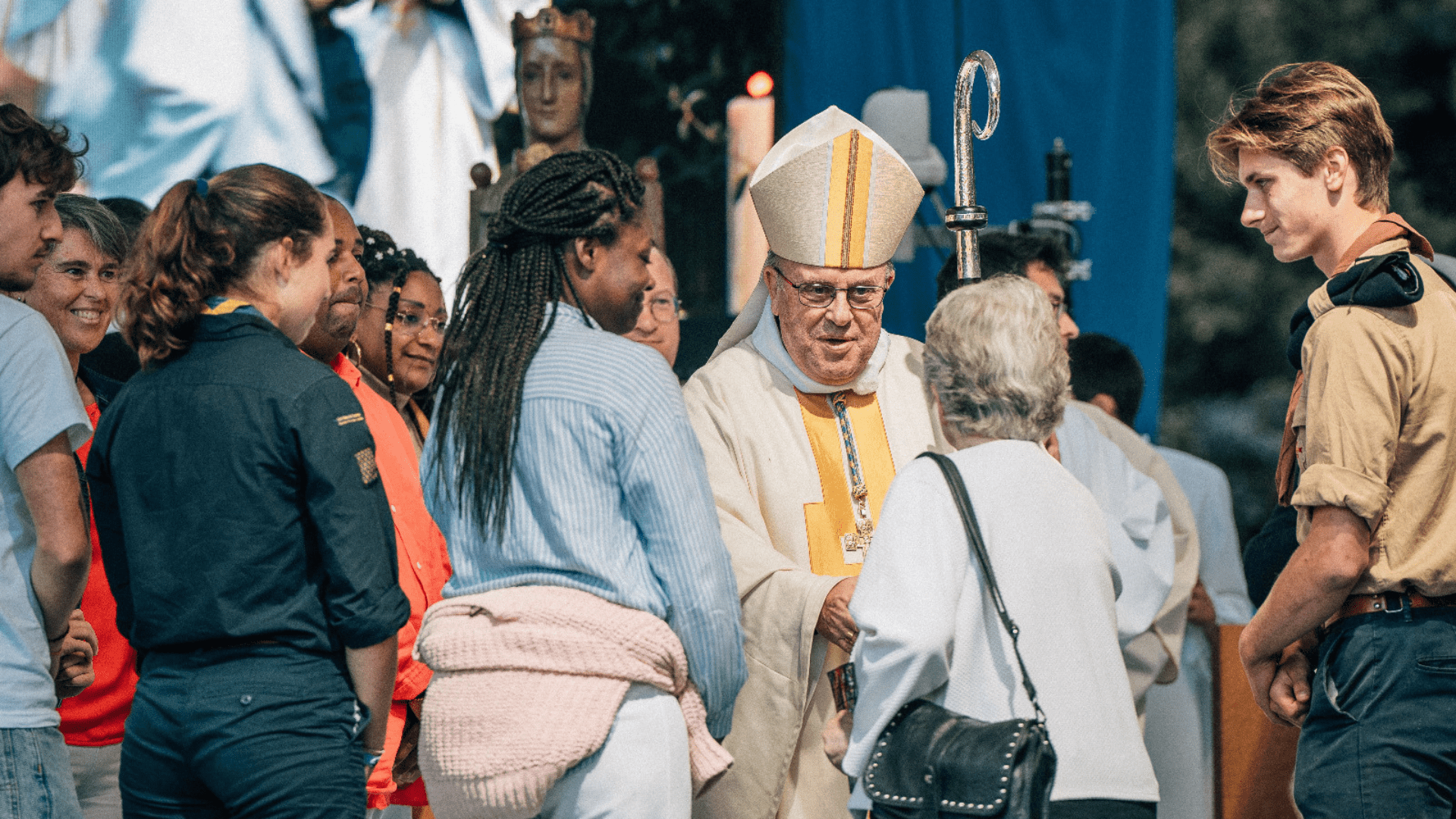 Mgr Bertrand lors de son installation