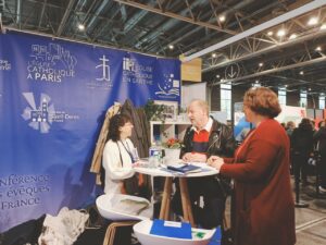 Le stand des diocèses