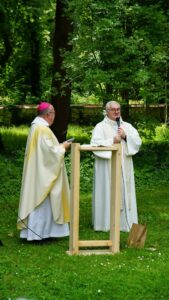 Thierry Butor et Mgr Benoît Bertrand
